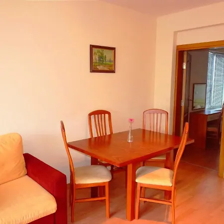 דירה Two Bedroom In Eagle Rock Mountain *
